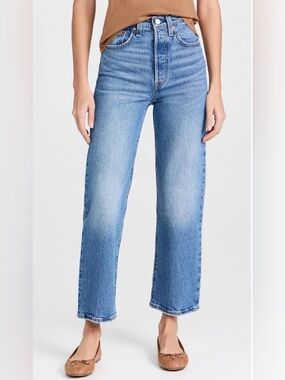 NWT Levi’s Ribcage Straight Ankle Jeans 24x27